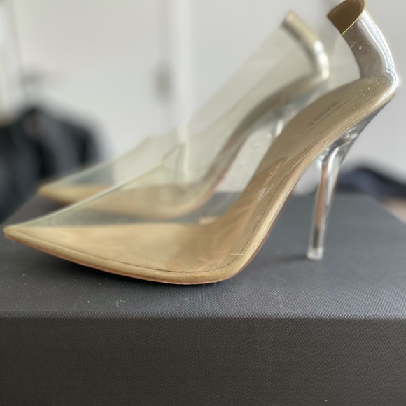 YEEZY authentic Transparent Stiletto Pumps - Picture 6 of 8